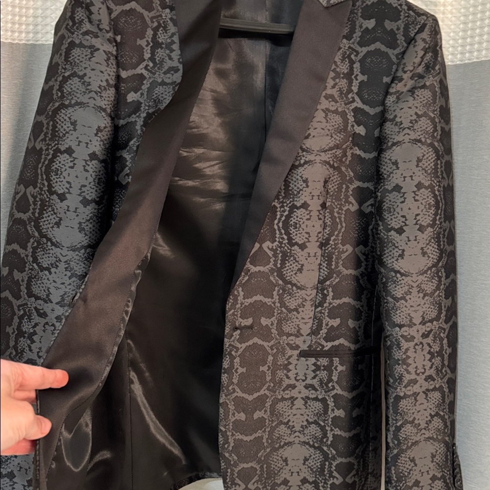 Express Charcoal Snake Pattern Blazer - Picture 6 of 7